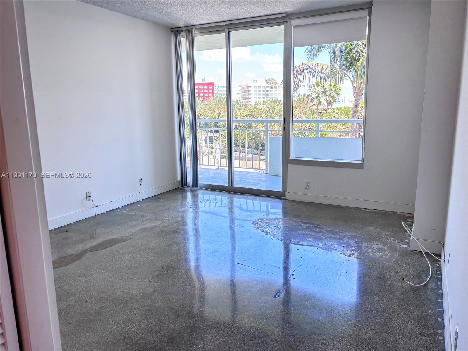 400 S Pointe Dr # 408