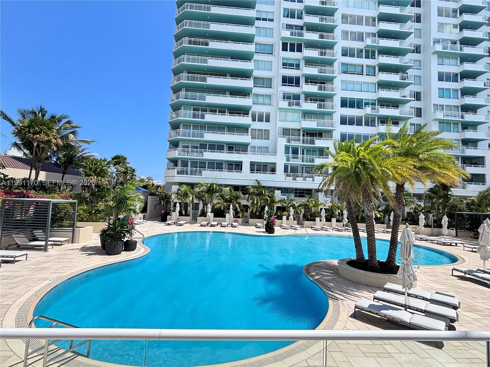 400 S Pointe Dr # 408