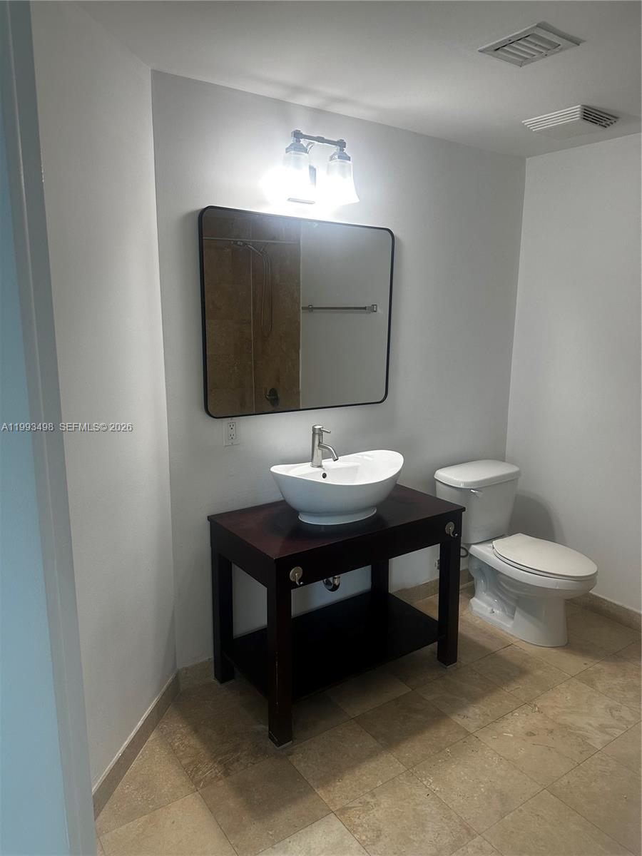 350 S Miami Ave Unit: 1704