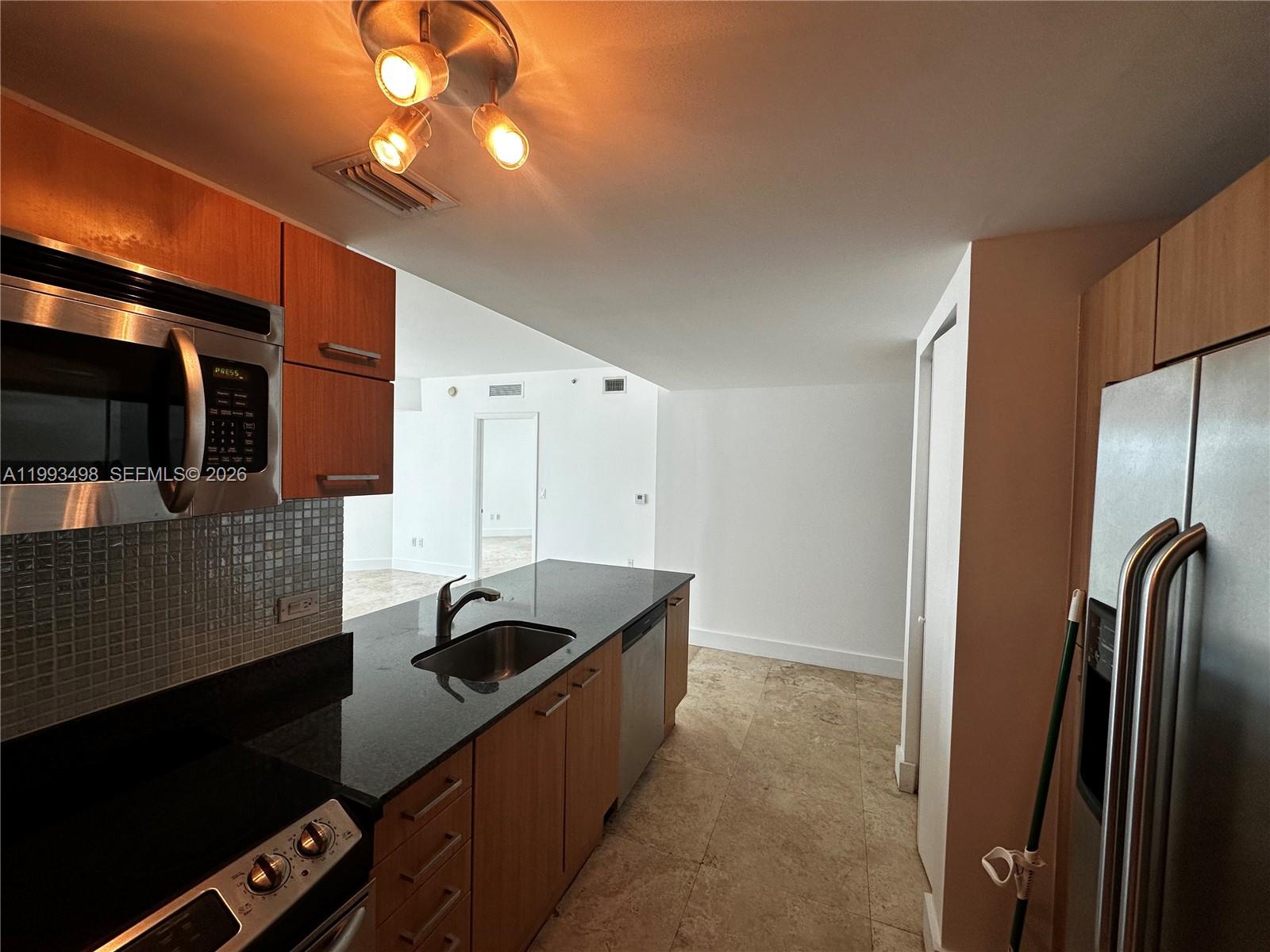 350 S Miami Ave Unit: 1704