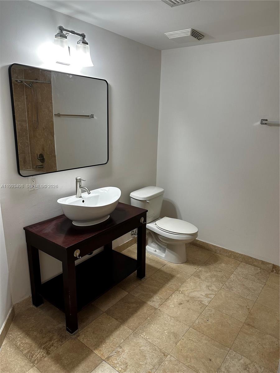 350 S Miami Ave Unit: 1704