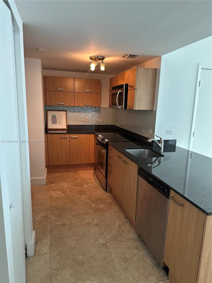 350 S Miami Ave Unit: 1704