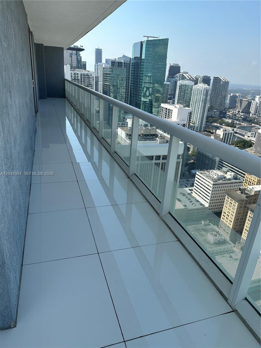 50 Biscayne Blvd # 5001