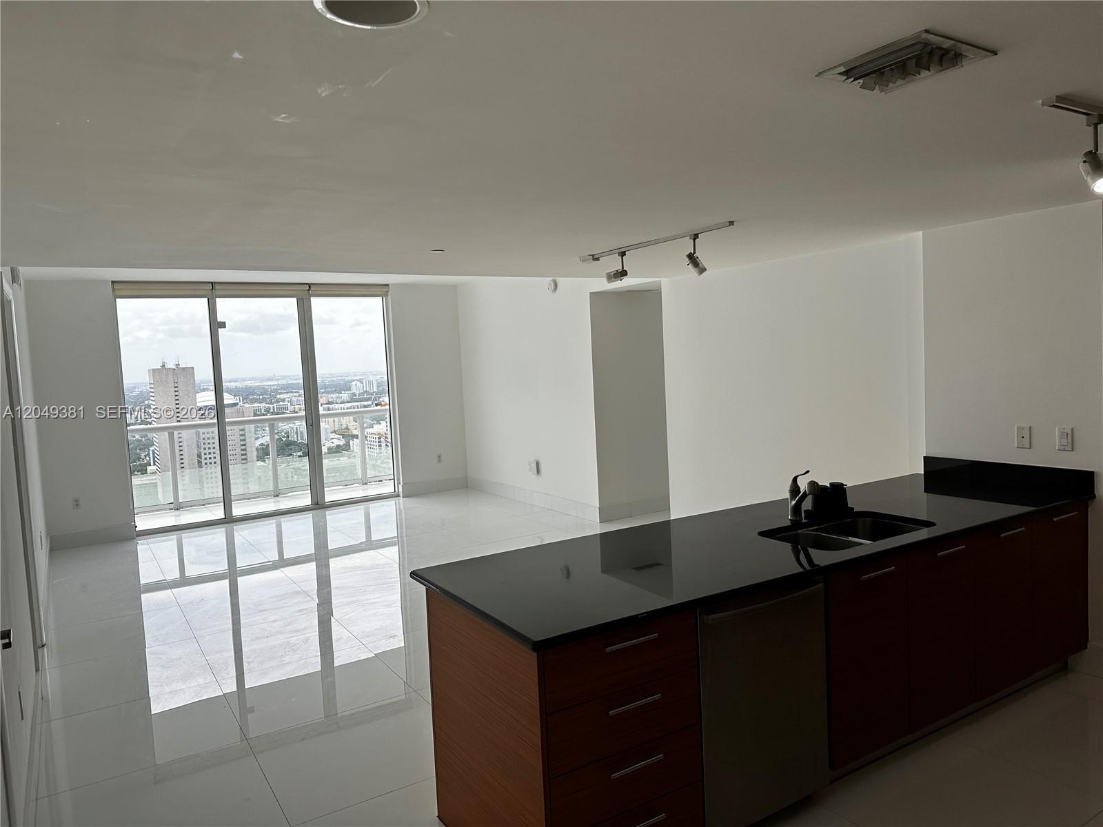 50 Biscayne Blvd # 5001