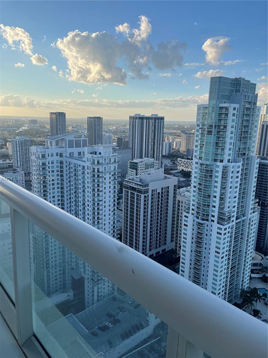50 Biscayne Blvd # 5001