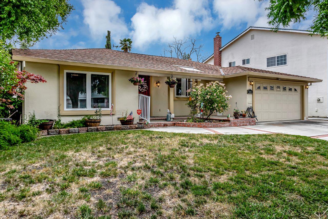 748 Dubanski DR