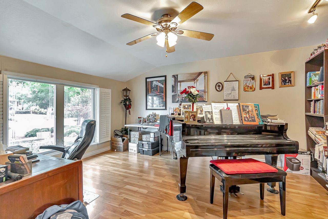 748 Dubanski DR