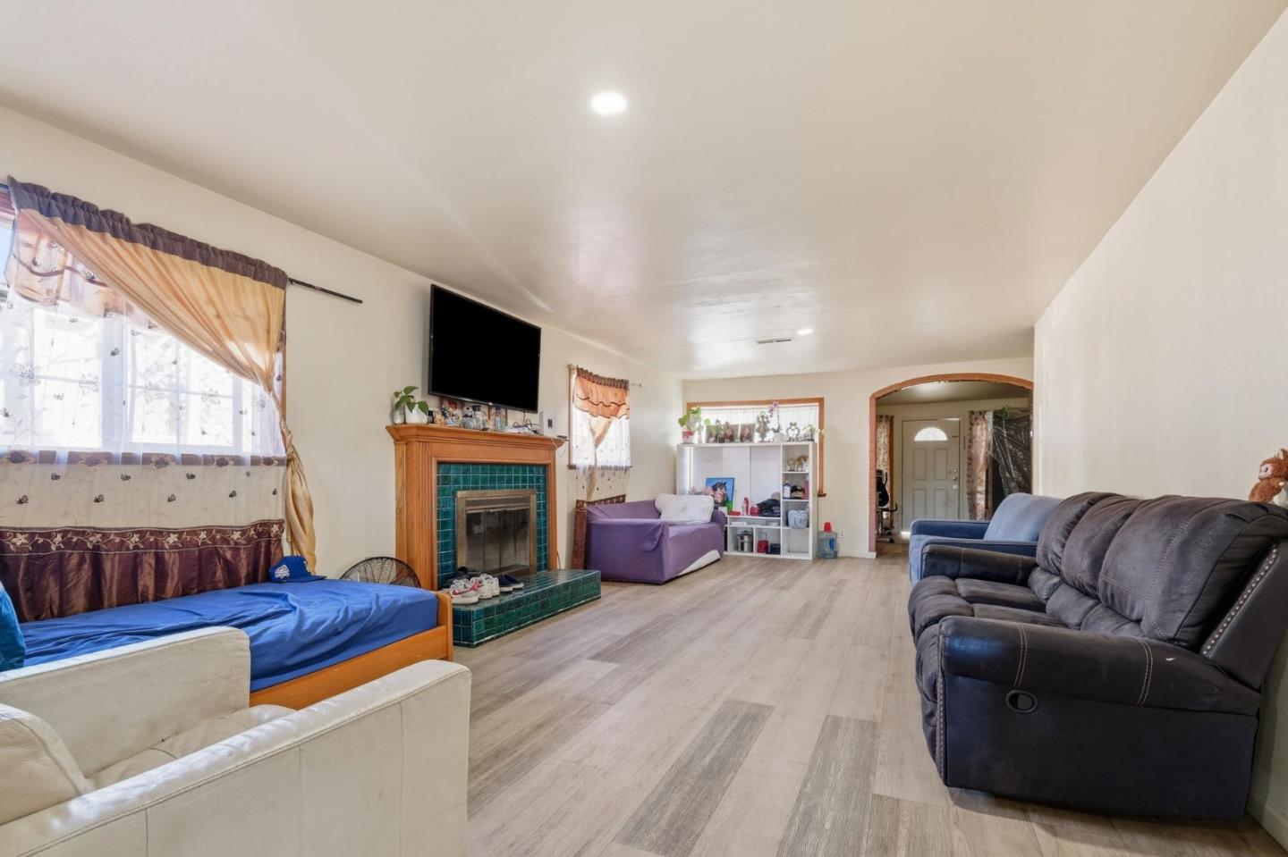 319 Jessie Street