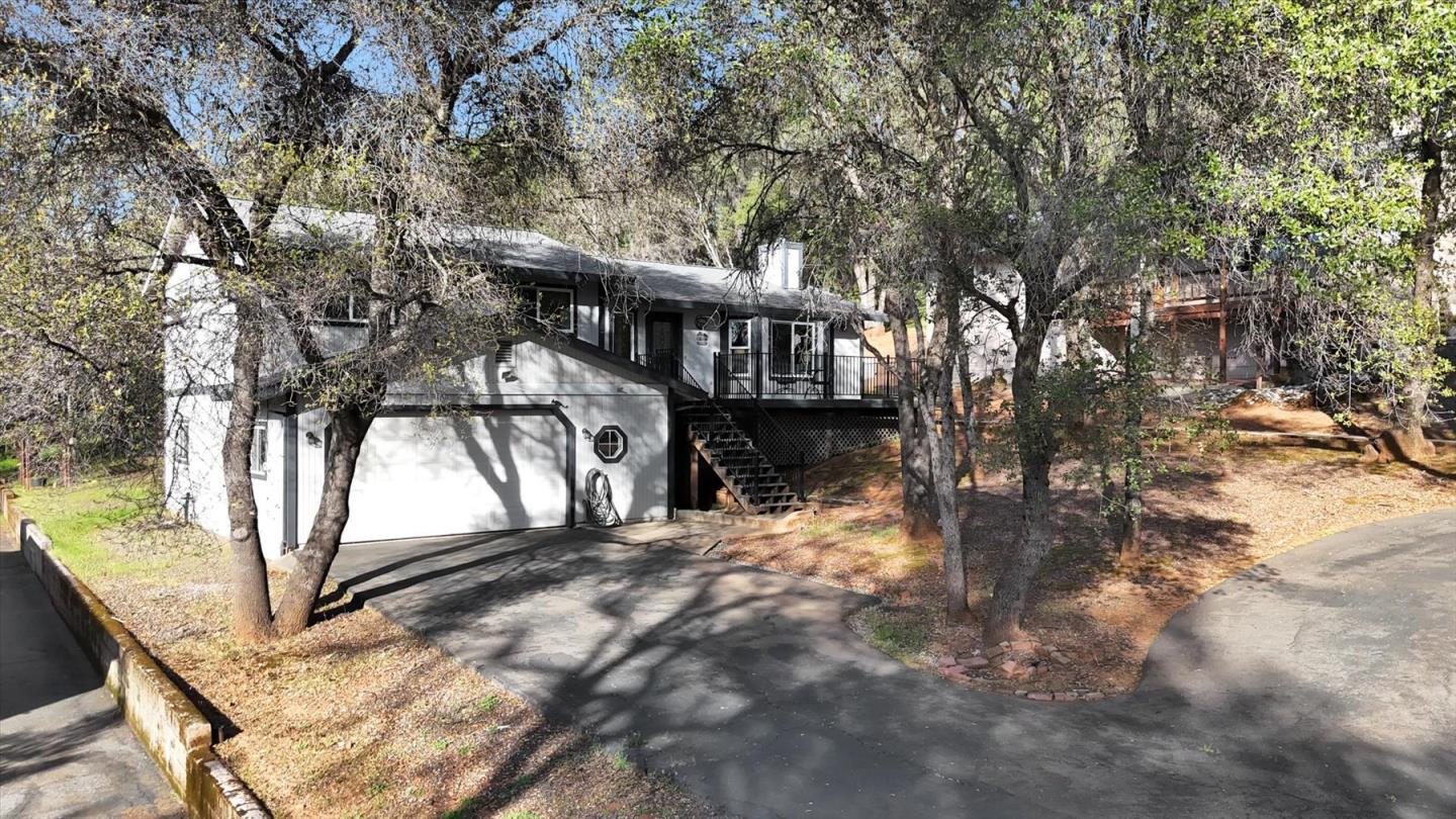 11544 Torrey Pines Drive