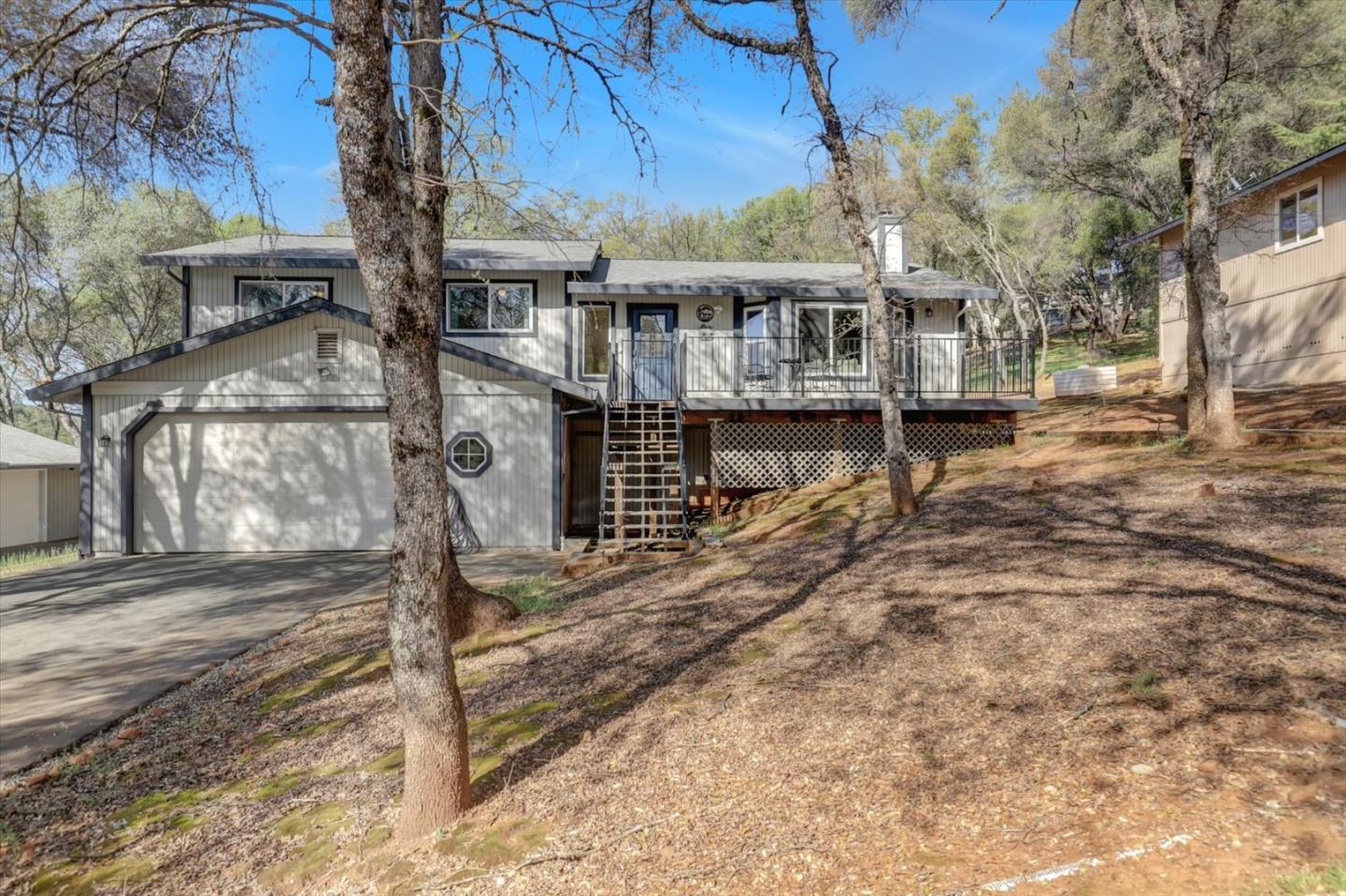 11544 Torrey Pines Drive