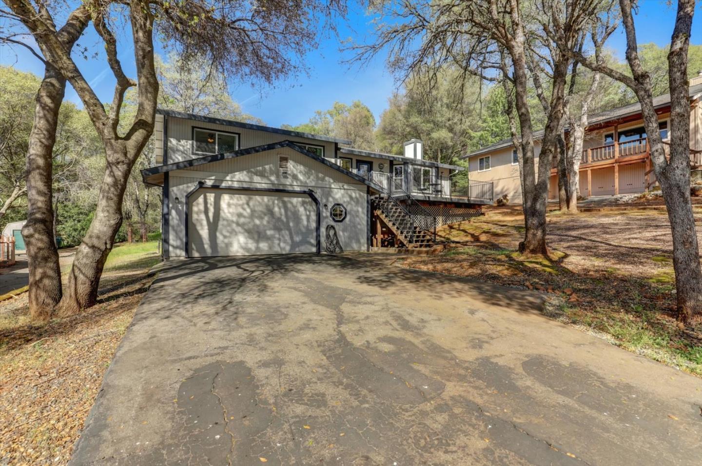 11544 Torrey Pines Drive