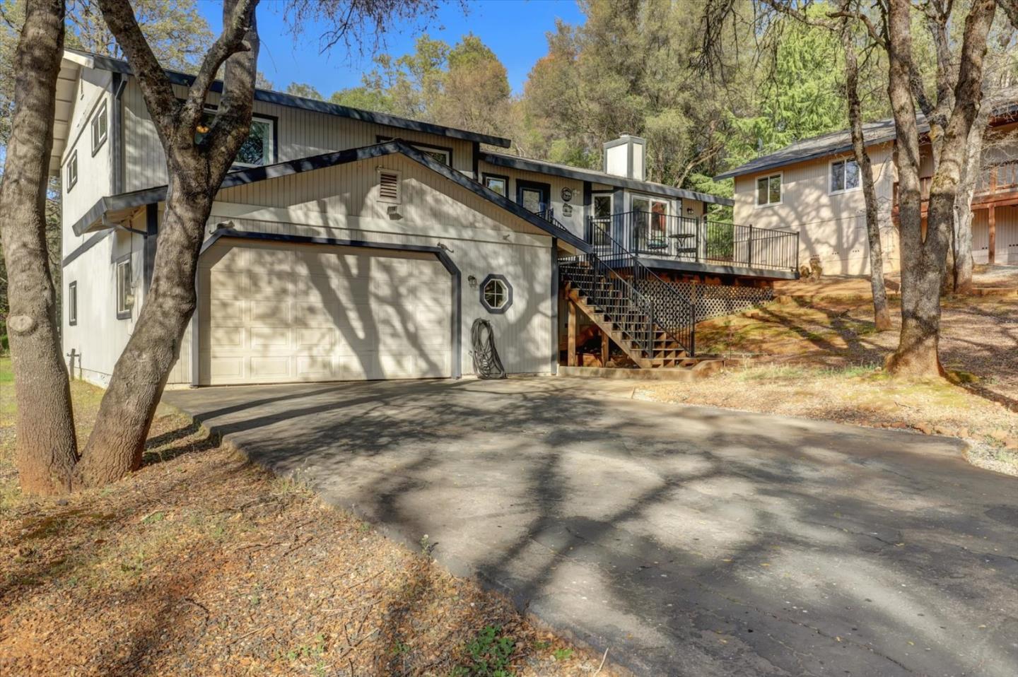 11544 Torrey Pines Drive
