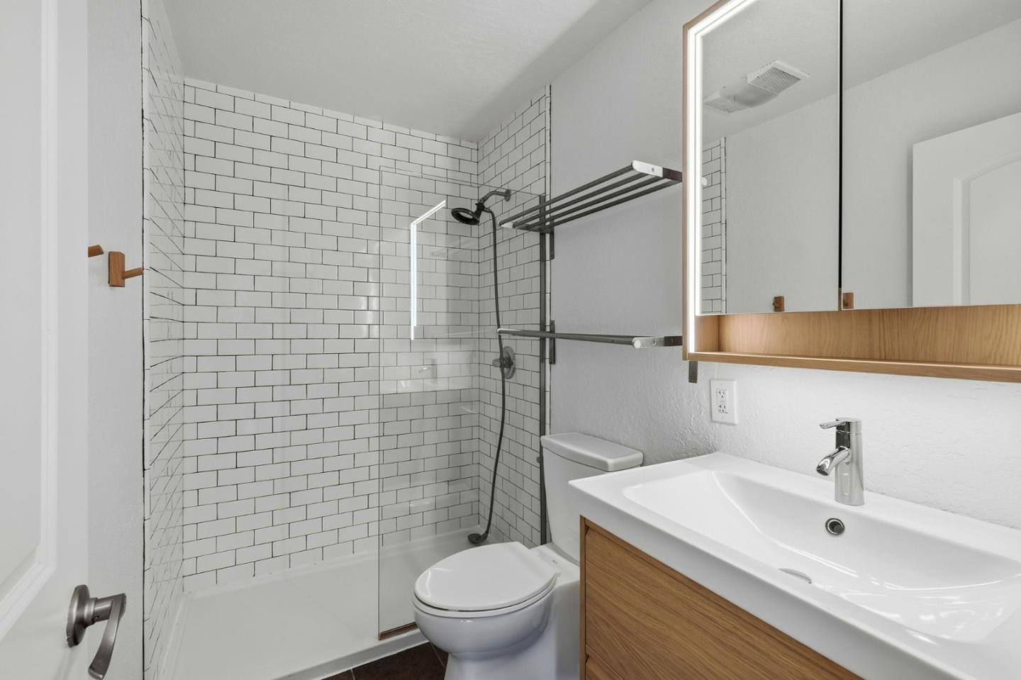 250 River ST 220