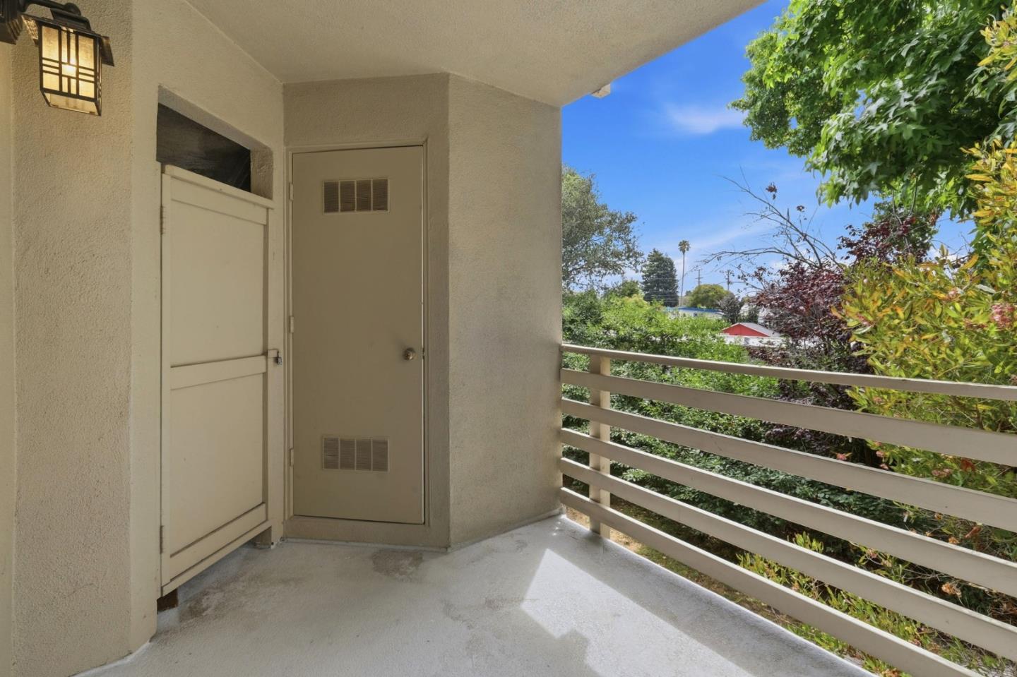 250 River ST 220