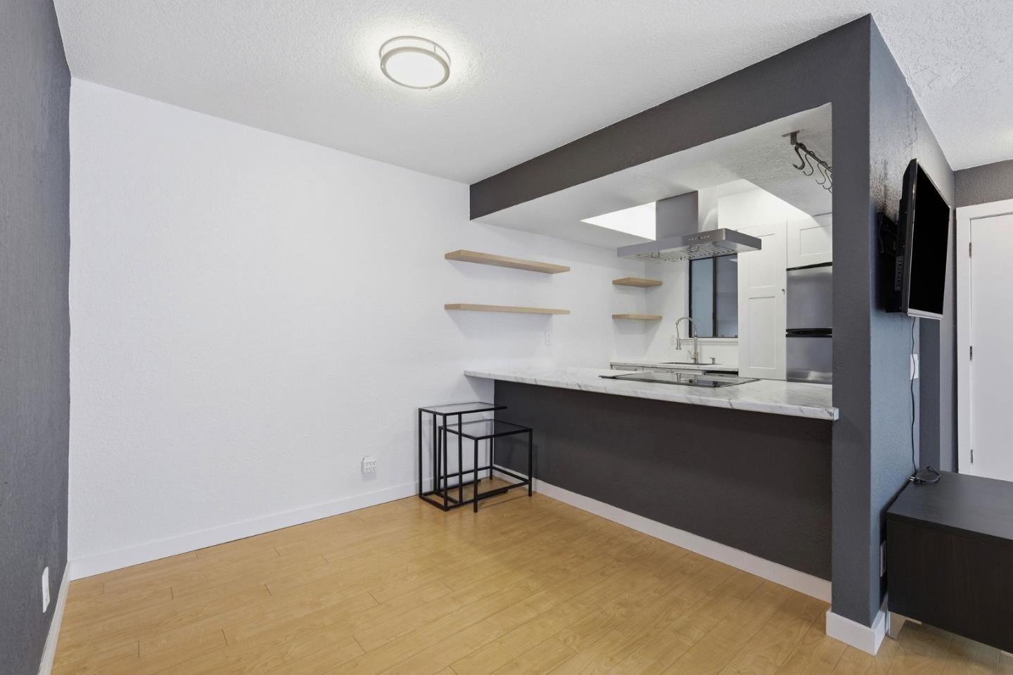 250 River ST 220