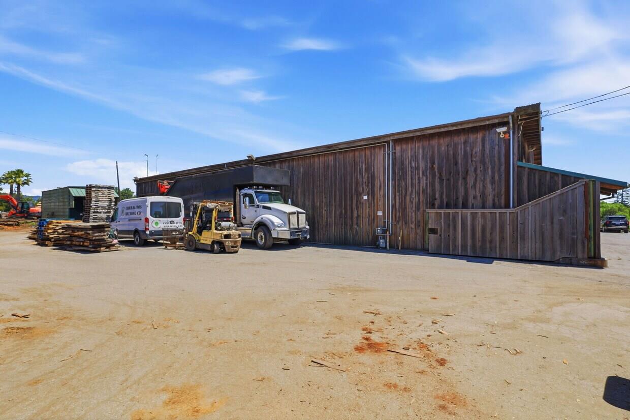 2536 Freedom BLVD