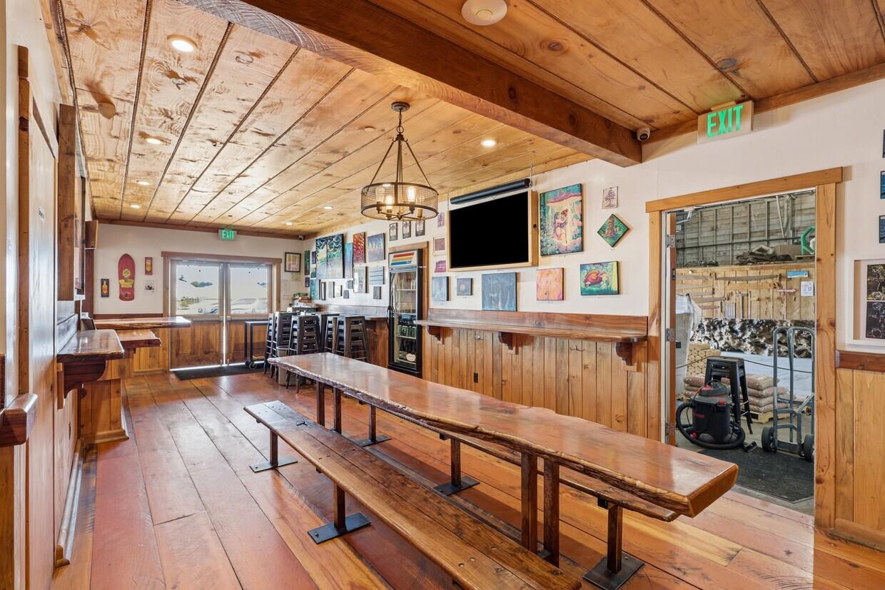 2536 Freedom BLVD
