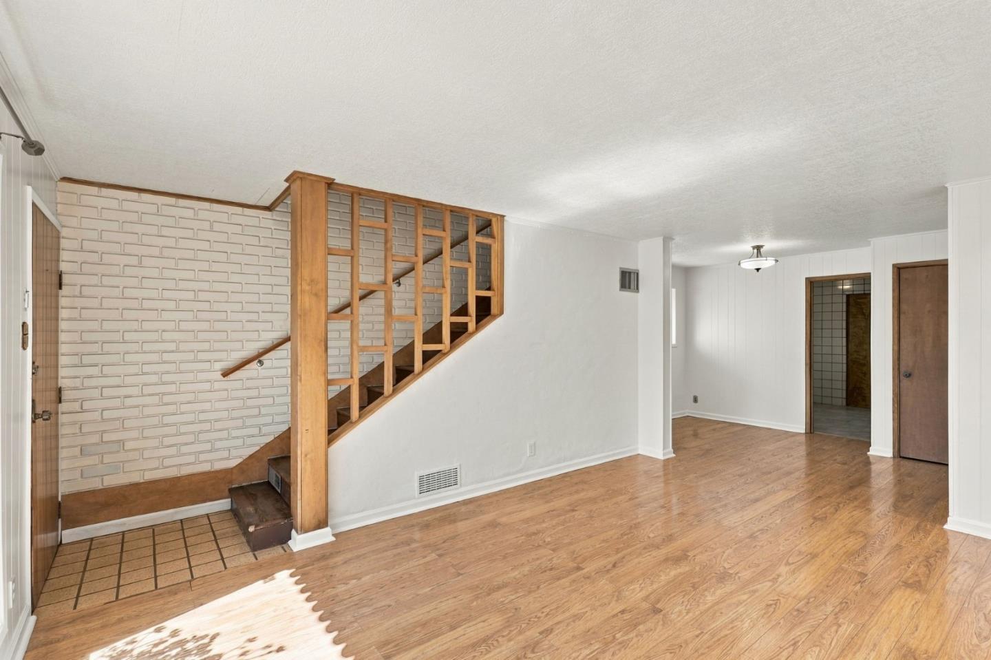 1250 Soquel AVE