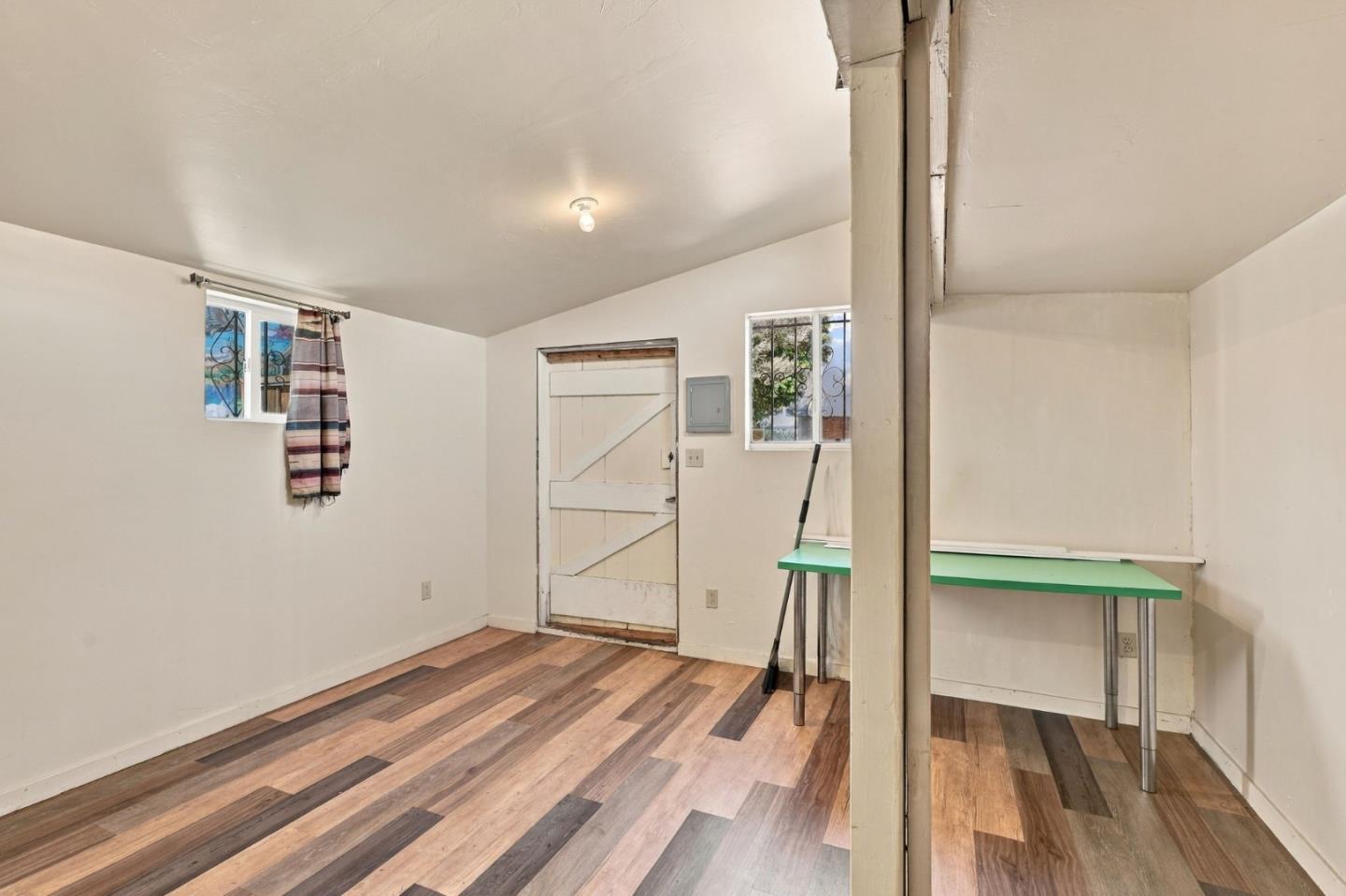 1250 Soquel AVE