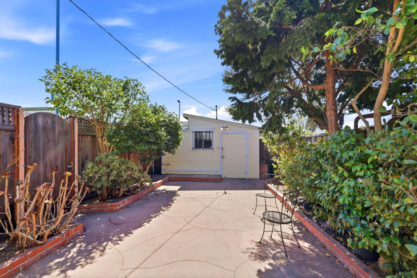 1250 Soquel AVE