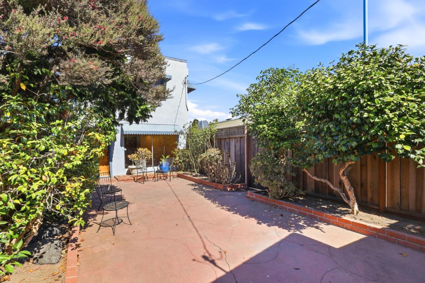 1250 Soquel AVE