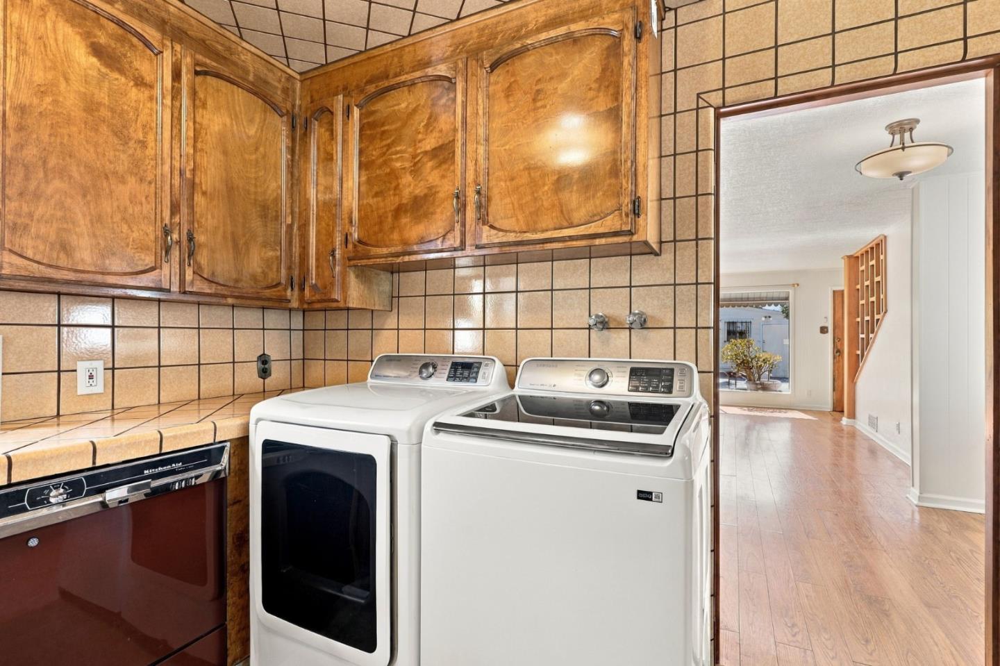 1250 Soquel AVE