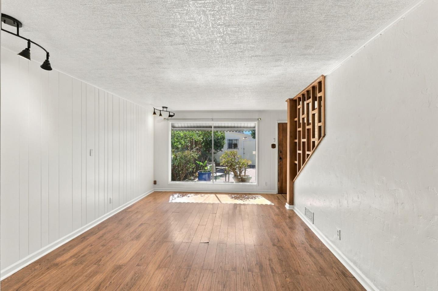 1250 Soquel AVE