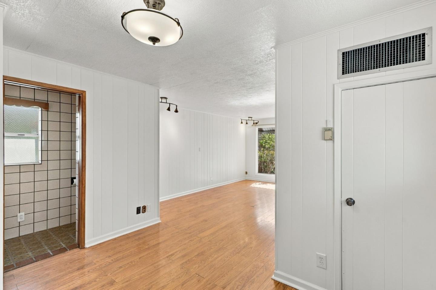 1250 Soquel AVE