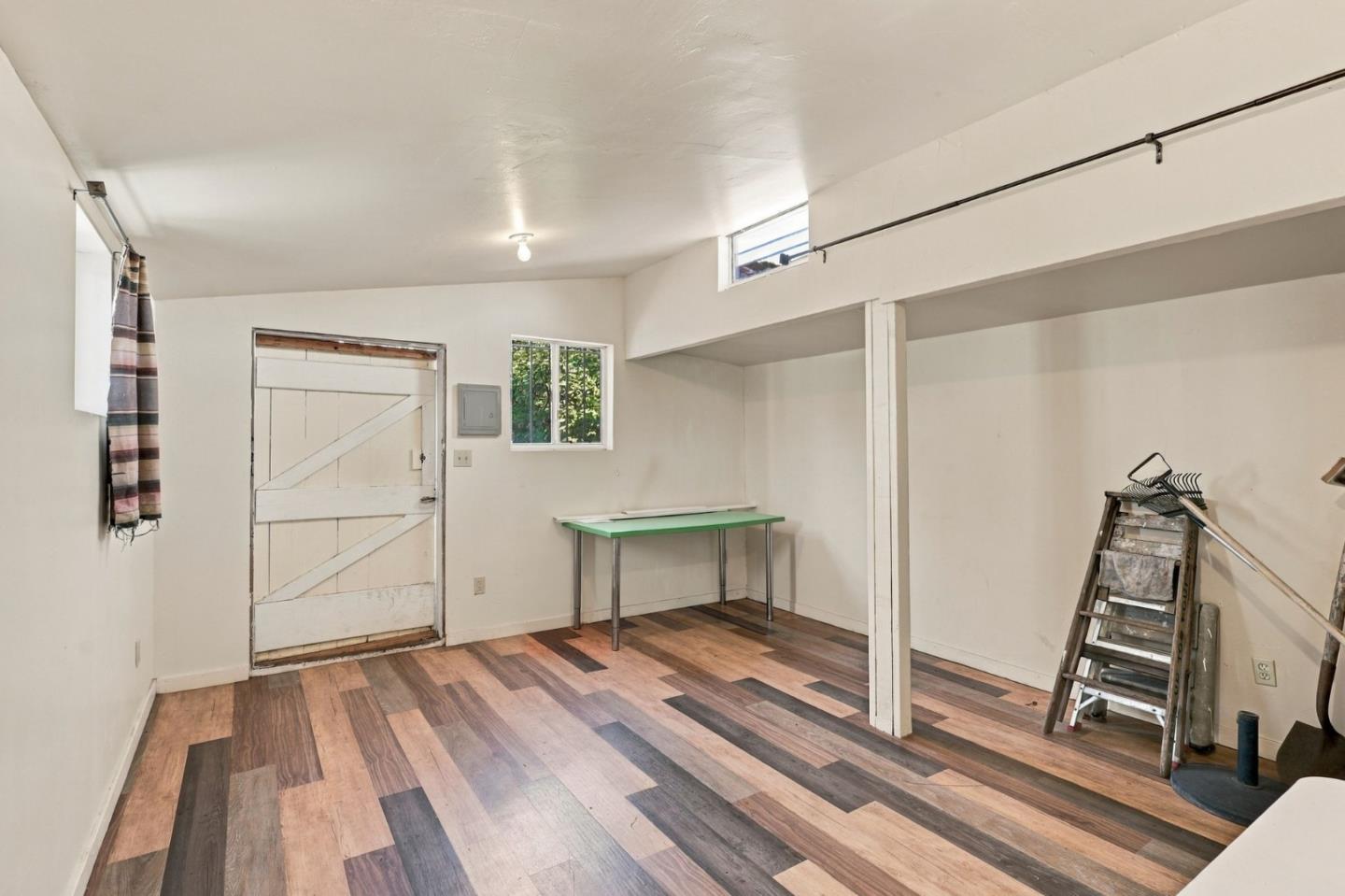 1250 Soquel AVE