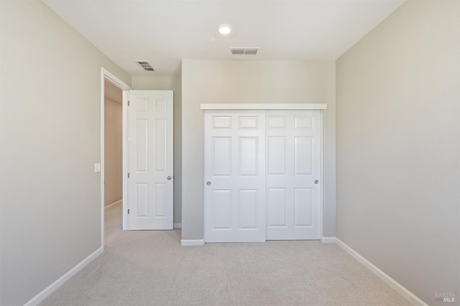 12 Lesina Way