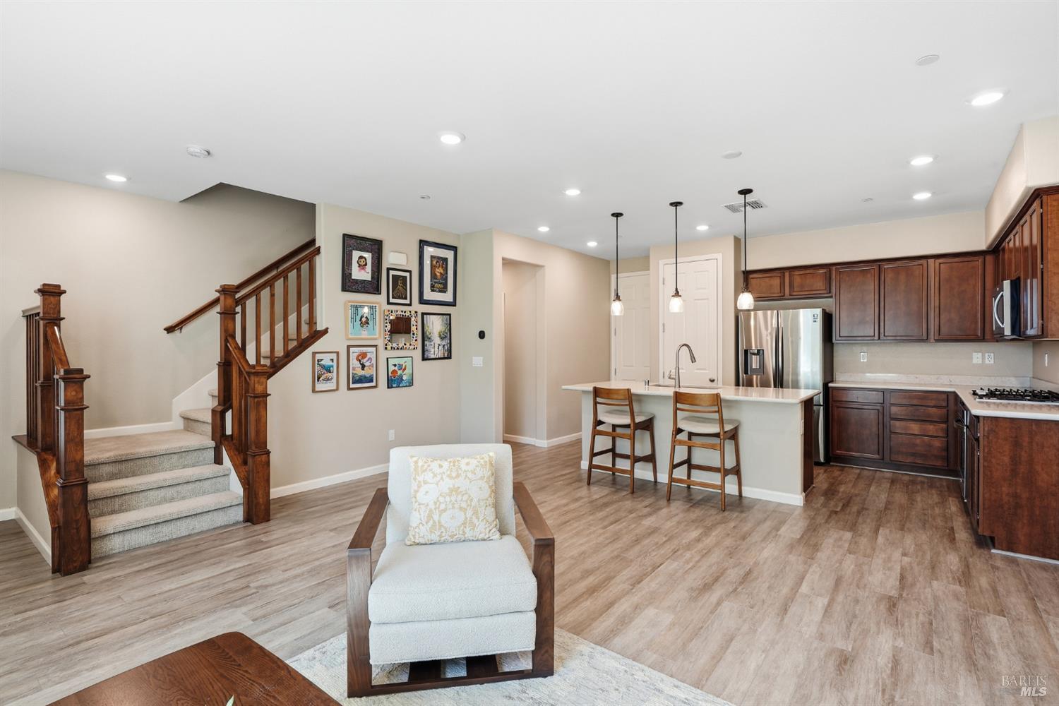 12 Lesina Way