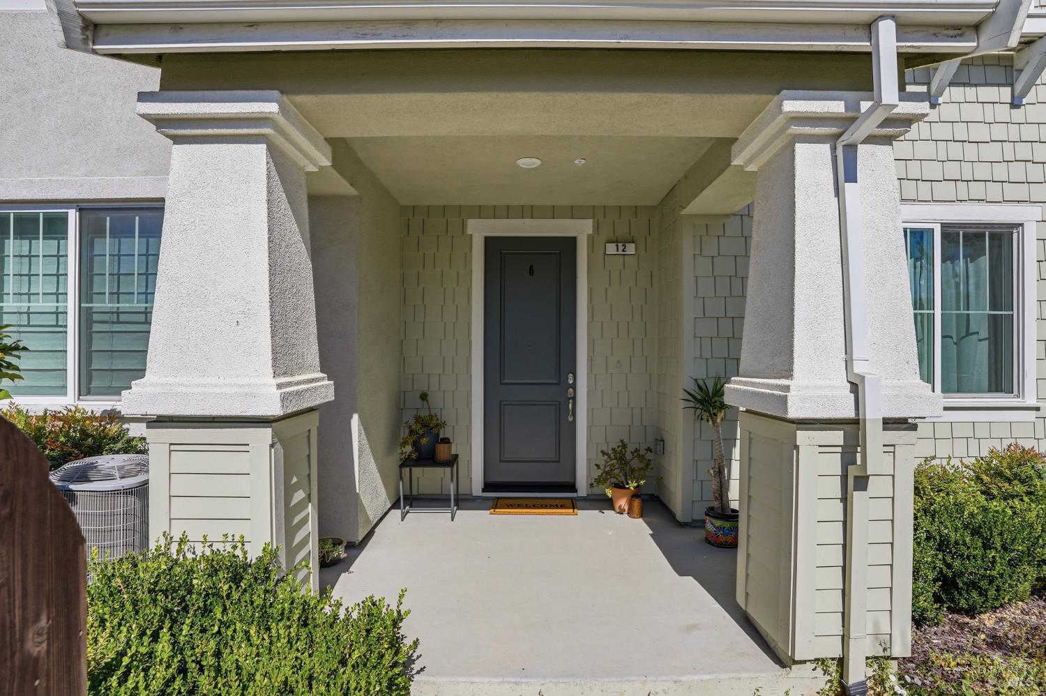 12 Lesina Way