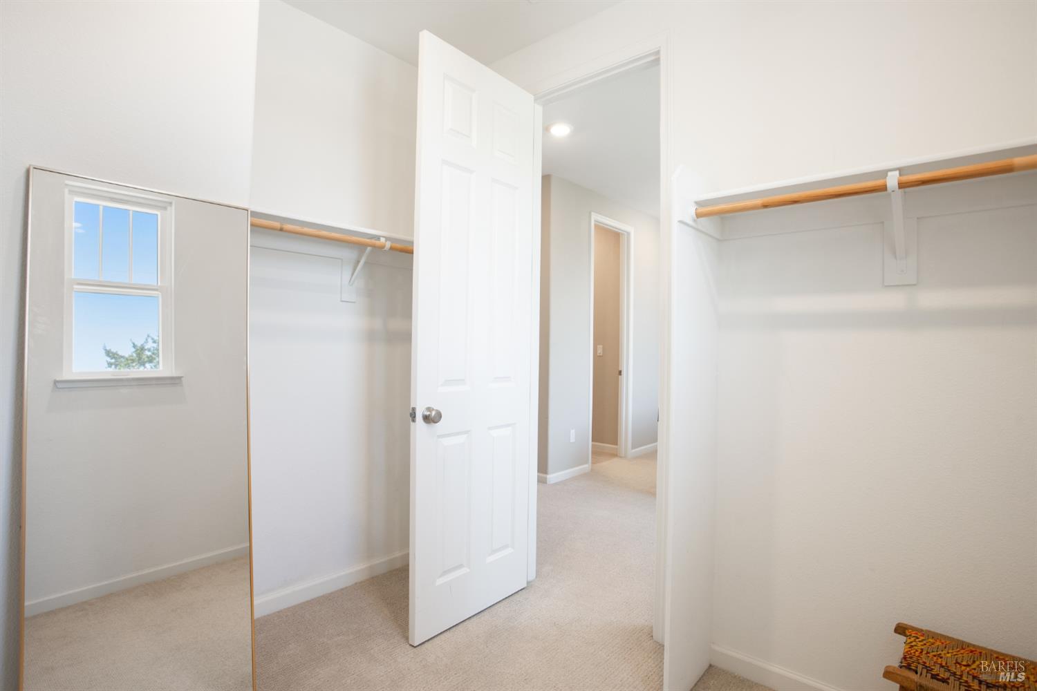 12 Lesina Way