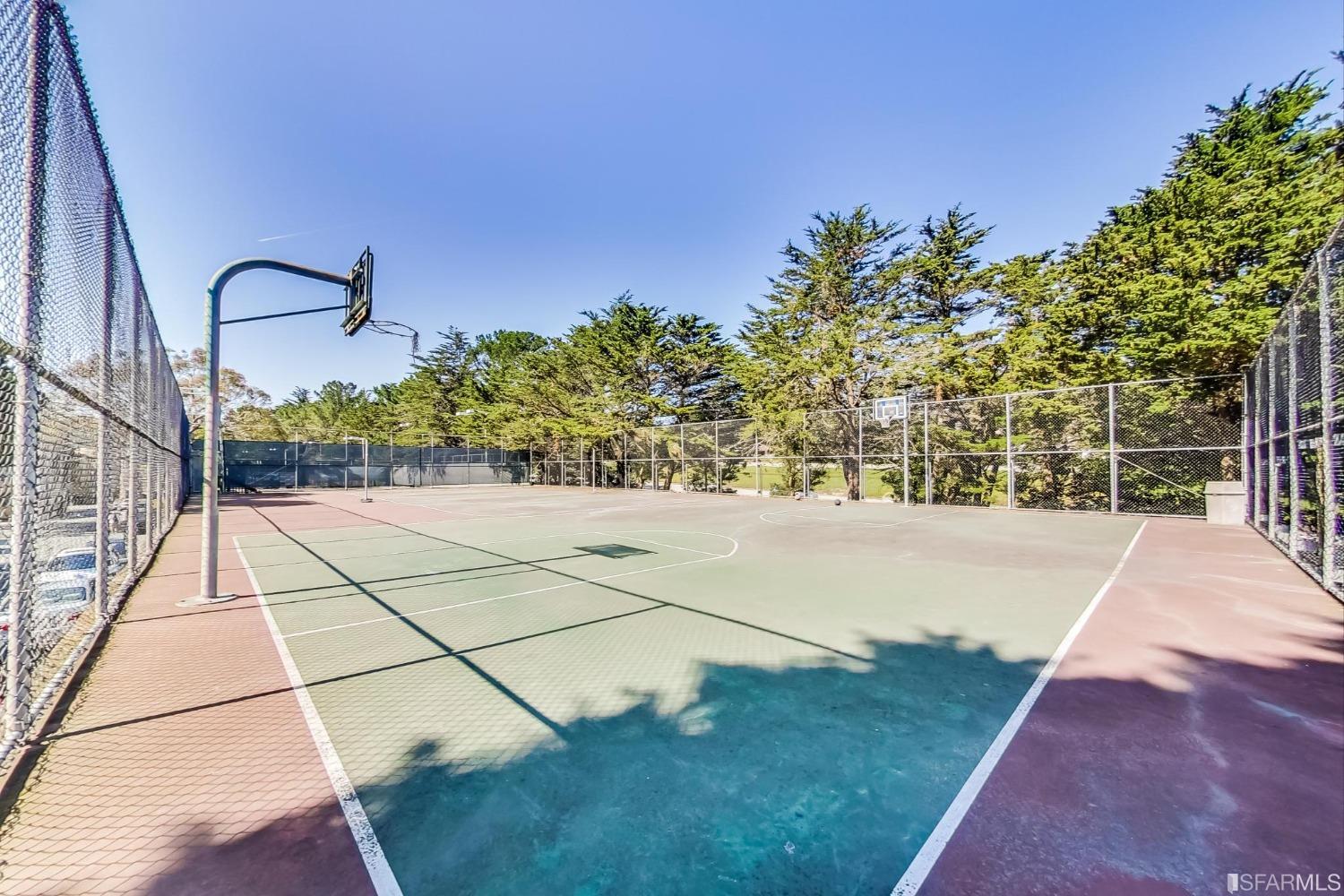 361 Half Moon Lane Unit: 213