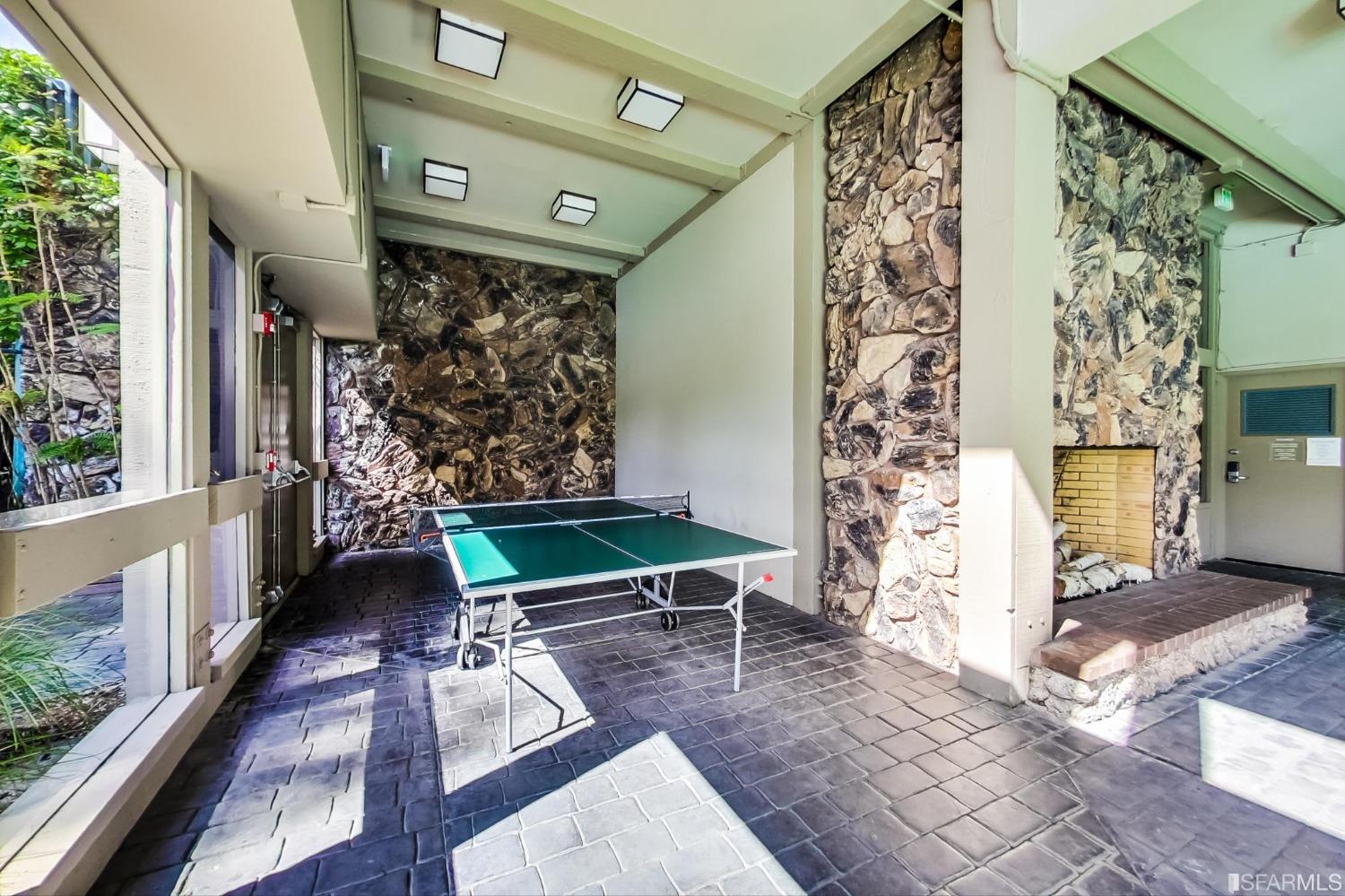 361 Half Moon Lane Unit: 213