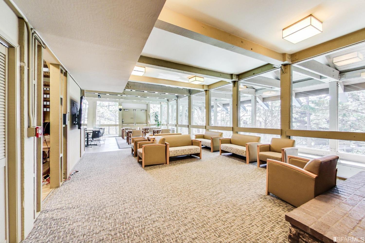 361 Half Moon Lane Unit: 213