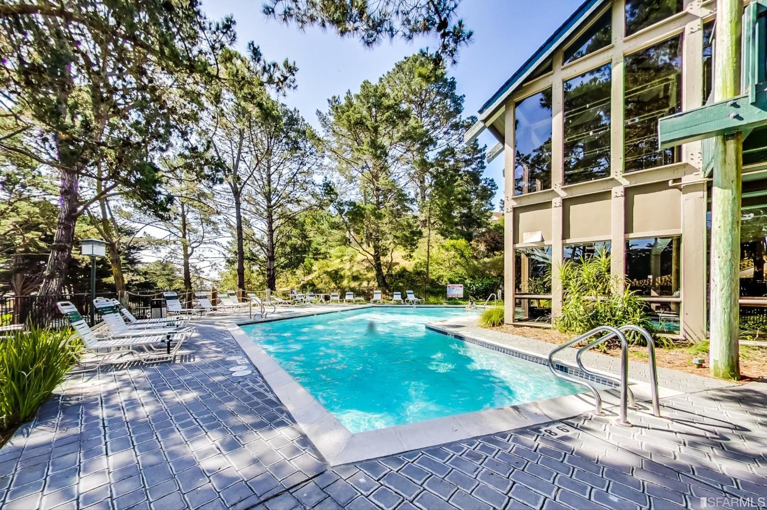 361 Half Moon Lane Unit: 213