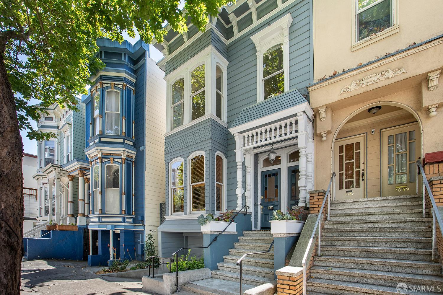 1831 Steiner Street