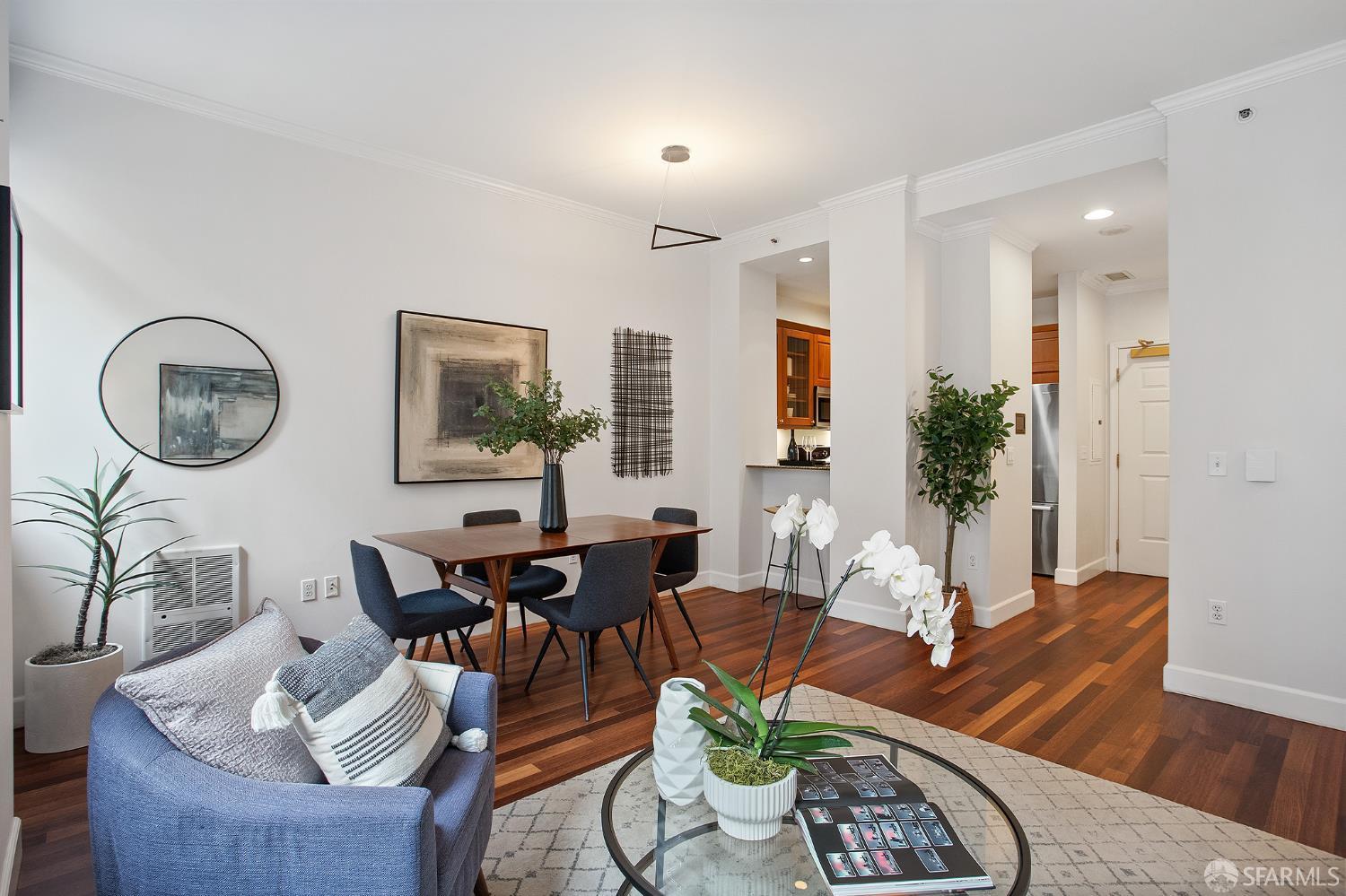 201 Sansome Street # 303
