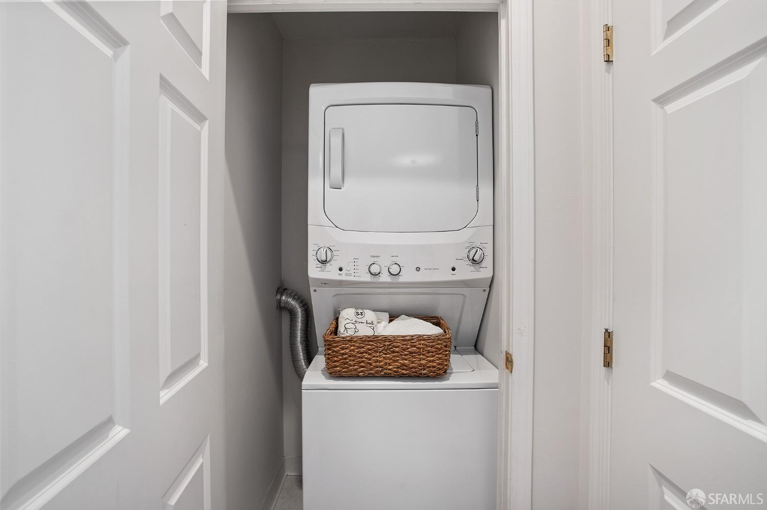 201 Sansome Street # 303