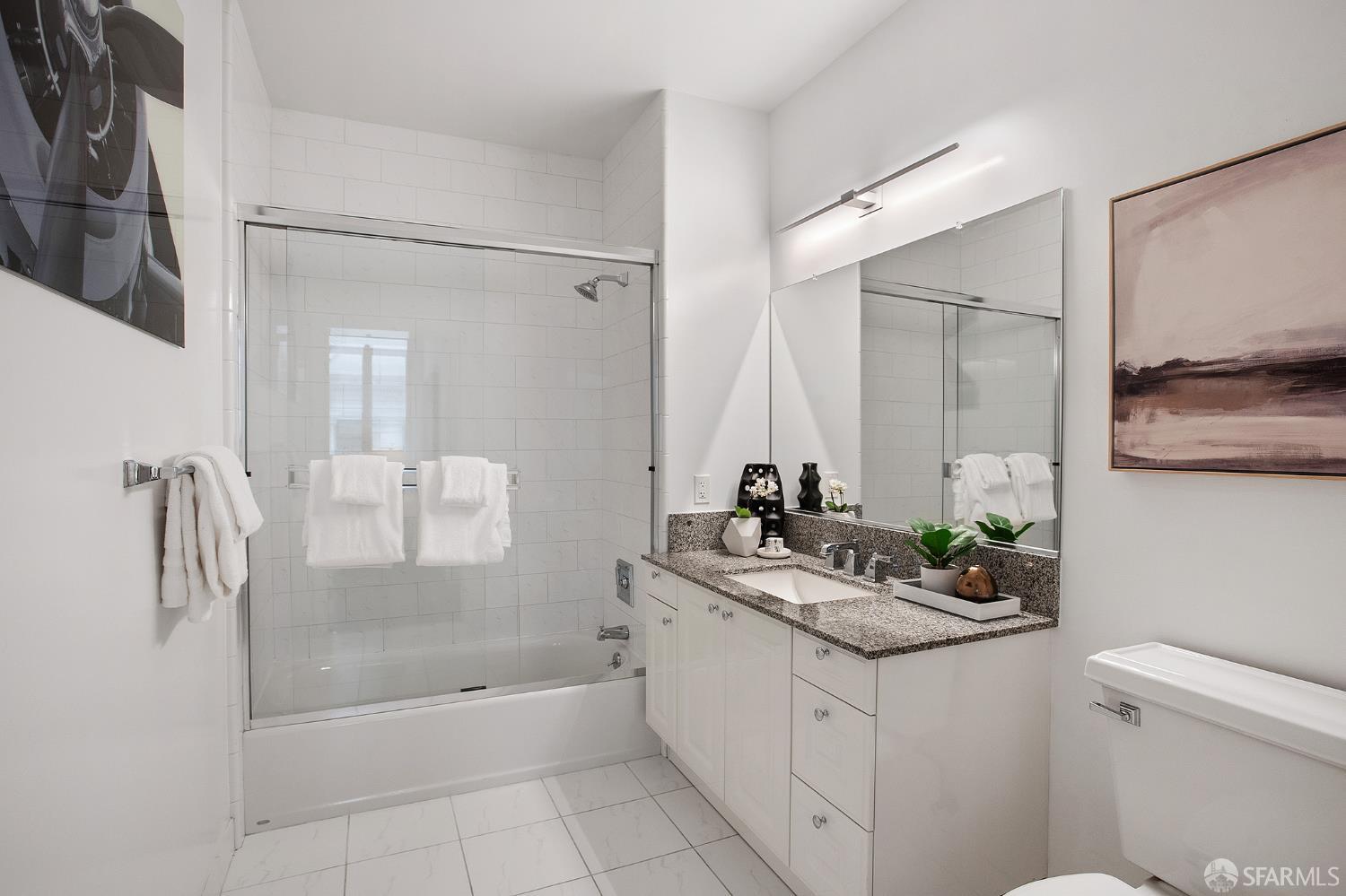 201 Sansome Street # 303