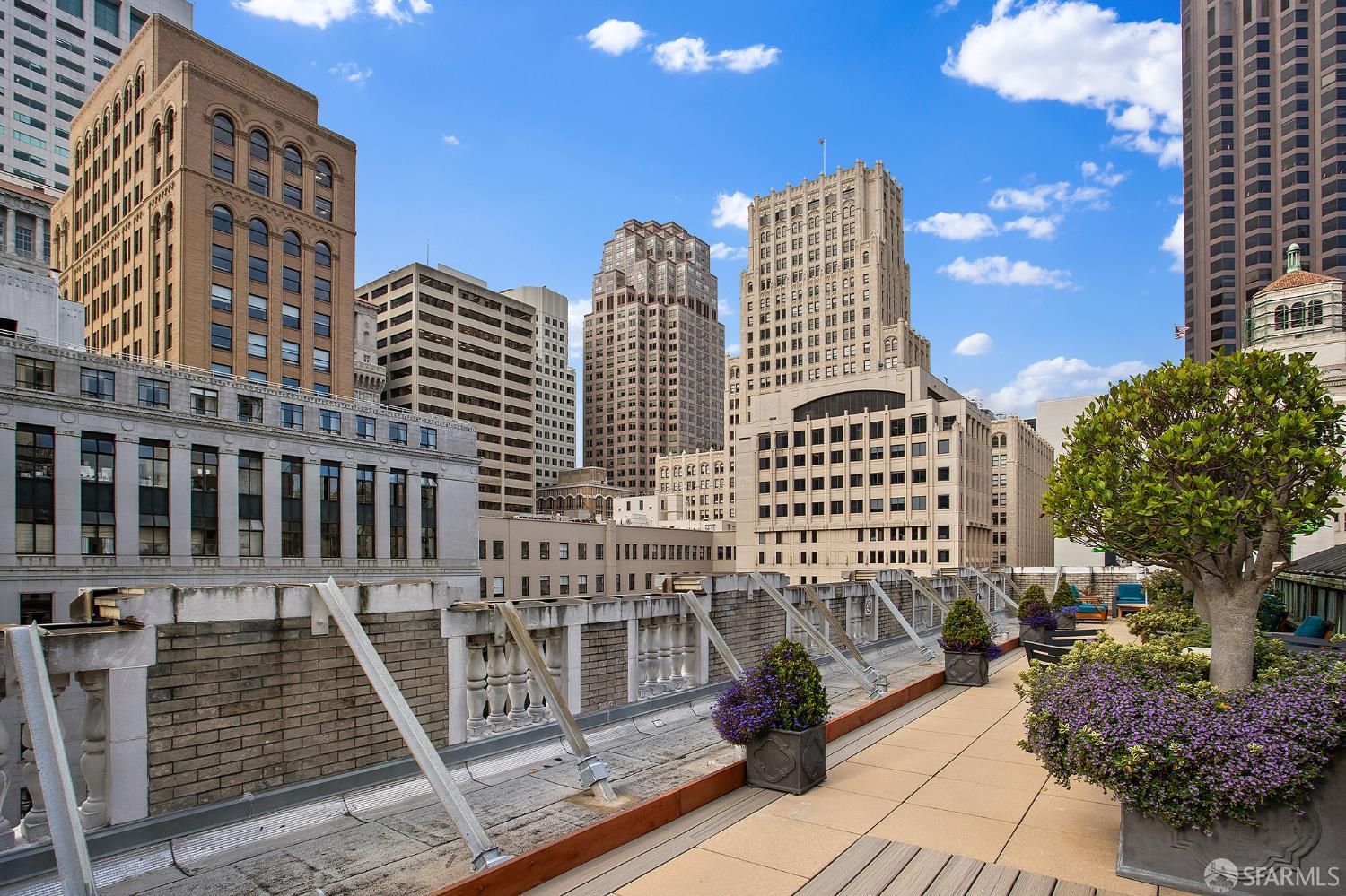 201 Sansome Street # 303