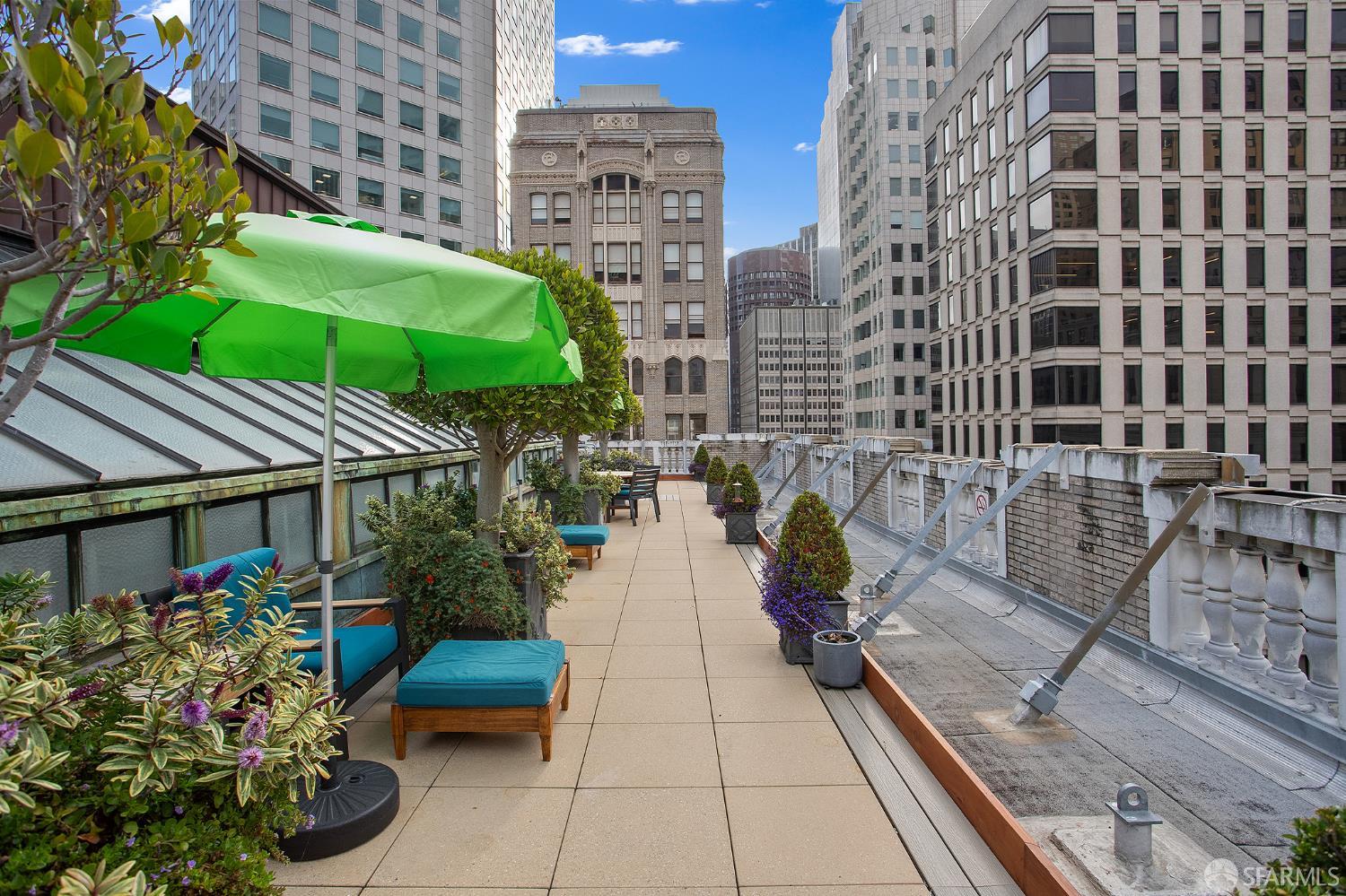 201 Sansome Street # 303