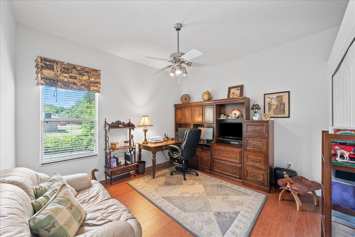 186 Peckham Street NE