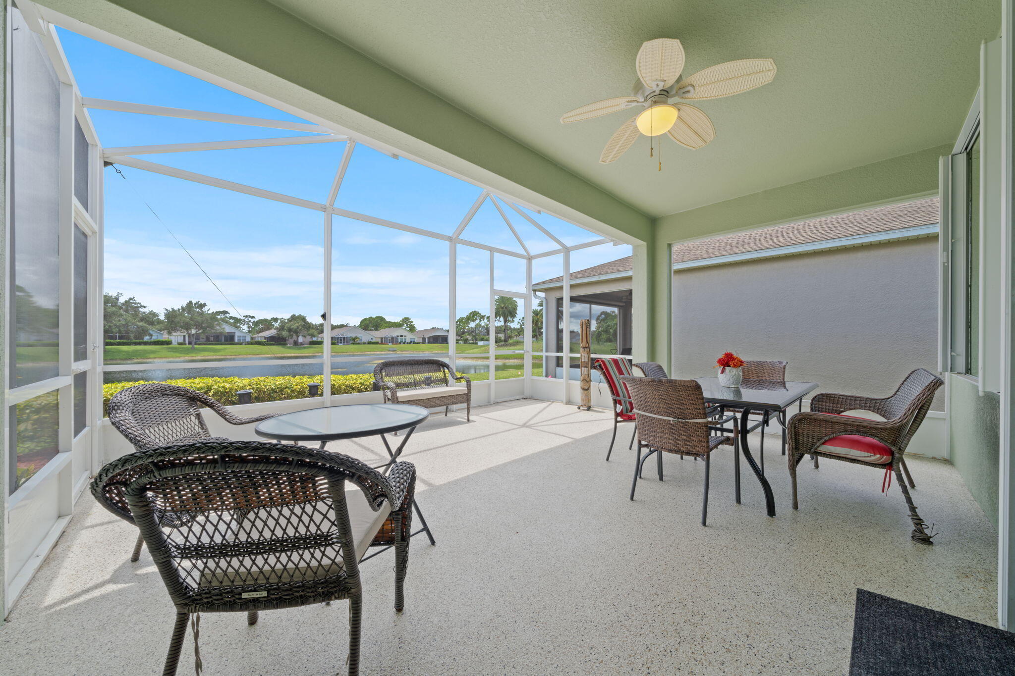 865 Morning Cove Circle SE