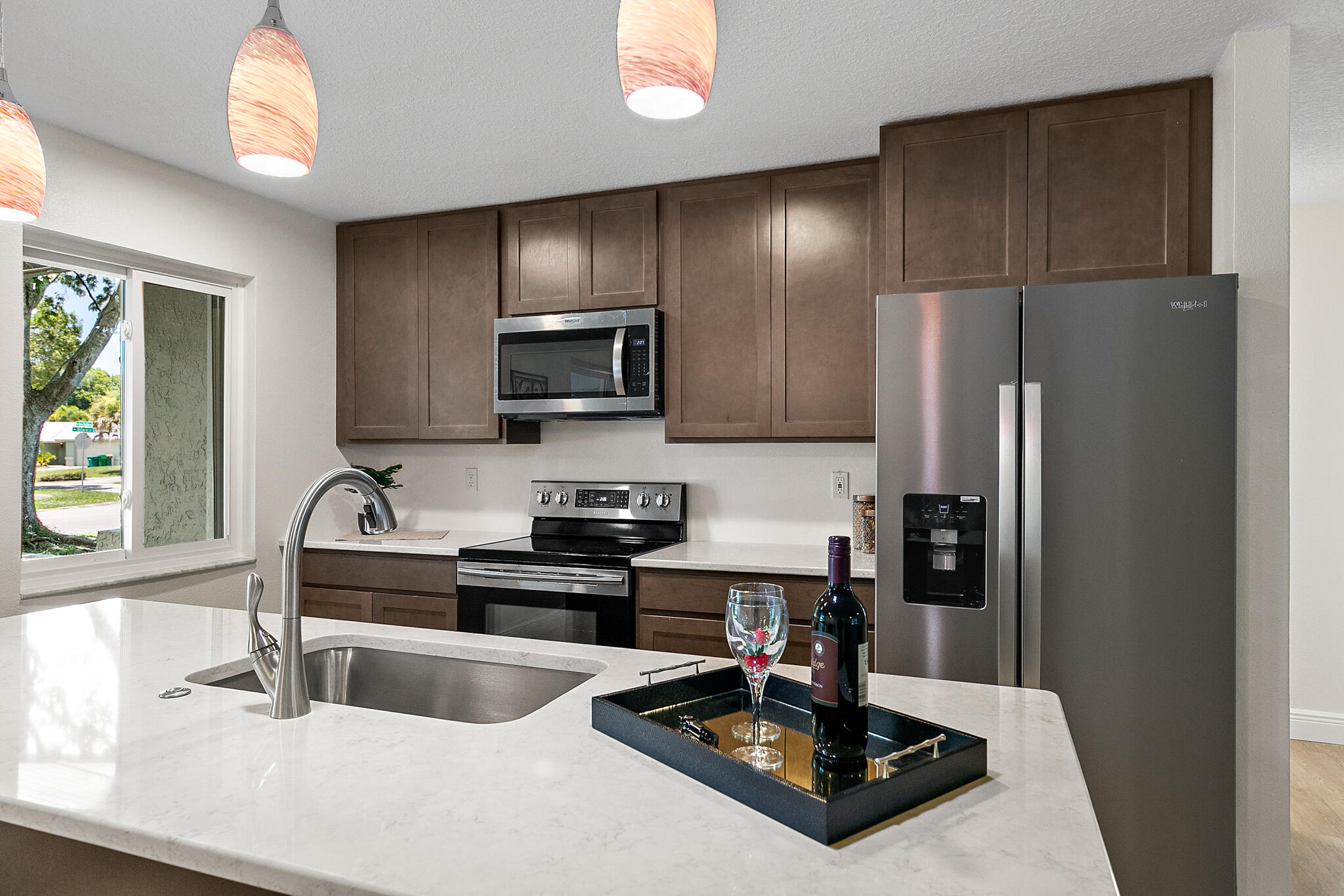 1991 Ontario Circle S