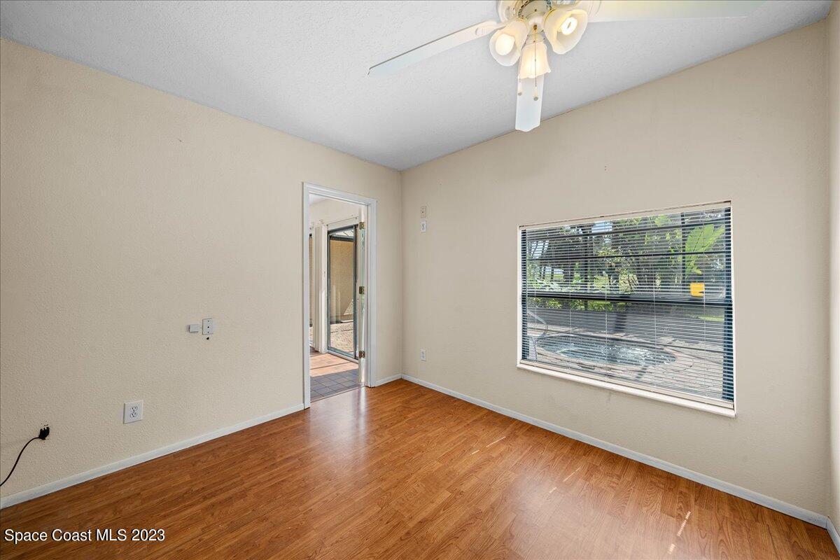 715 Seymour Road NE