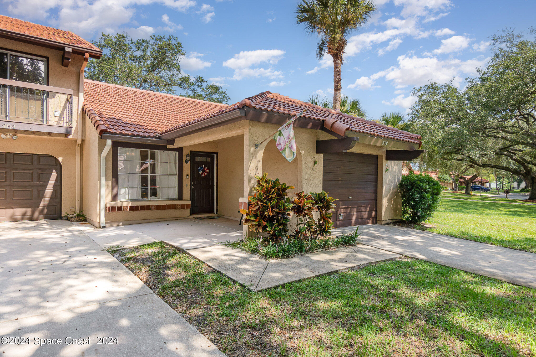 898 Brow Court NE