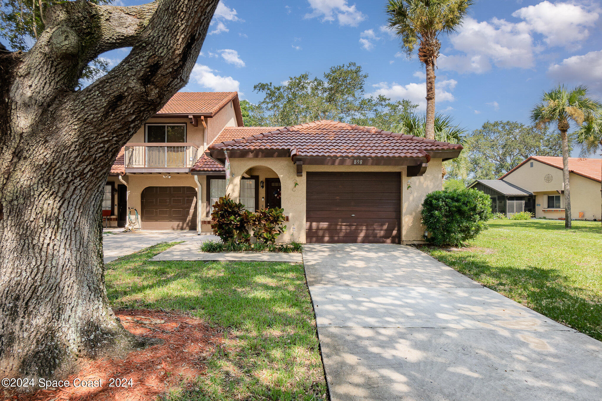 898 Brow Court NE