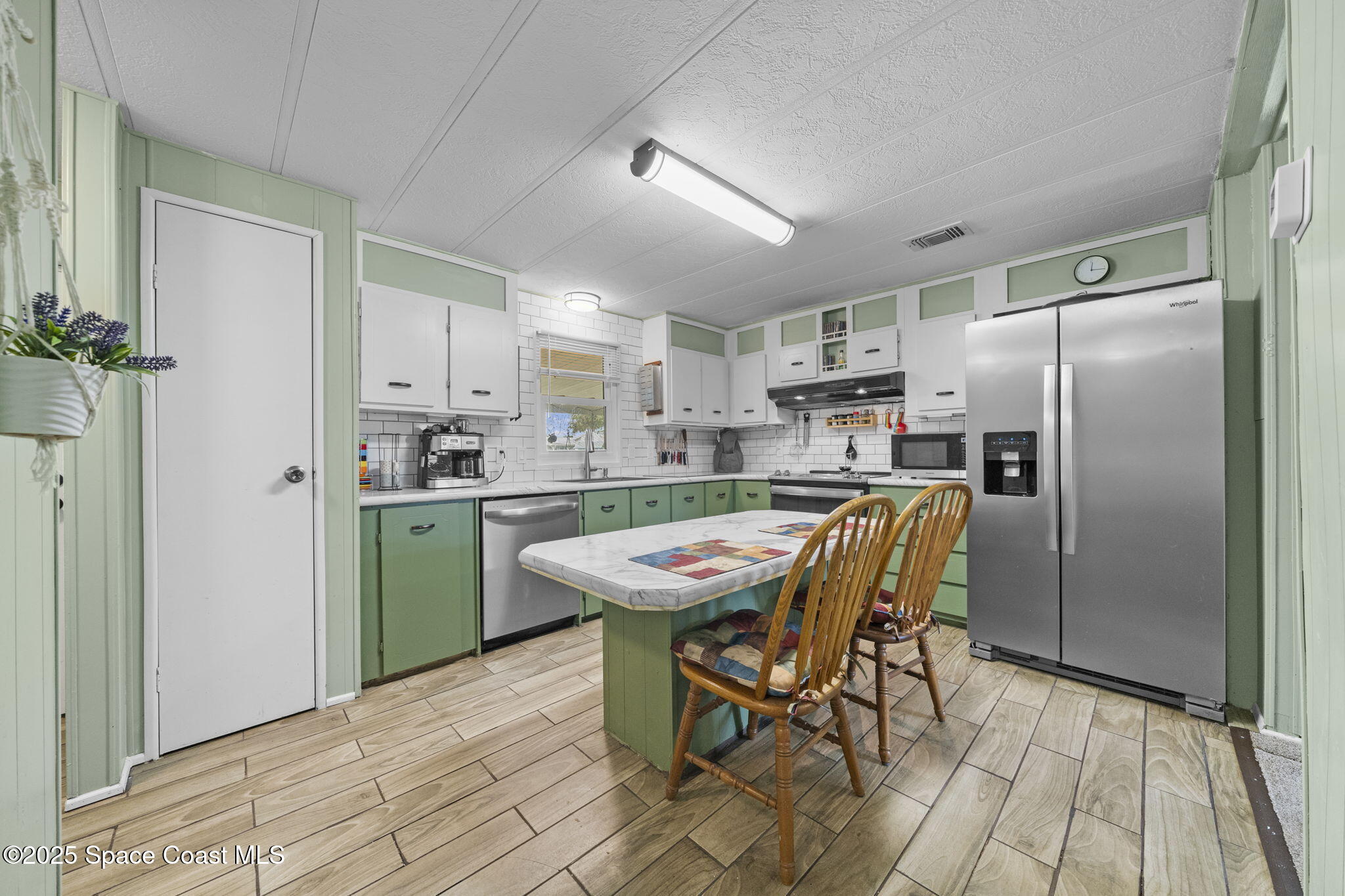 345 Avocado Drive